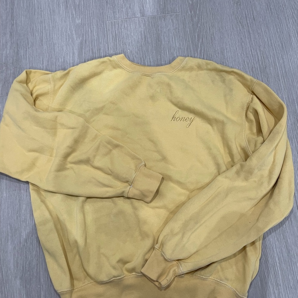 Brandy Melville Crewneck